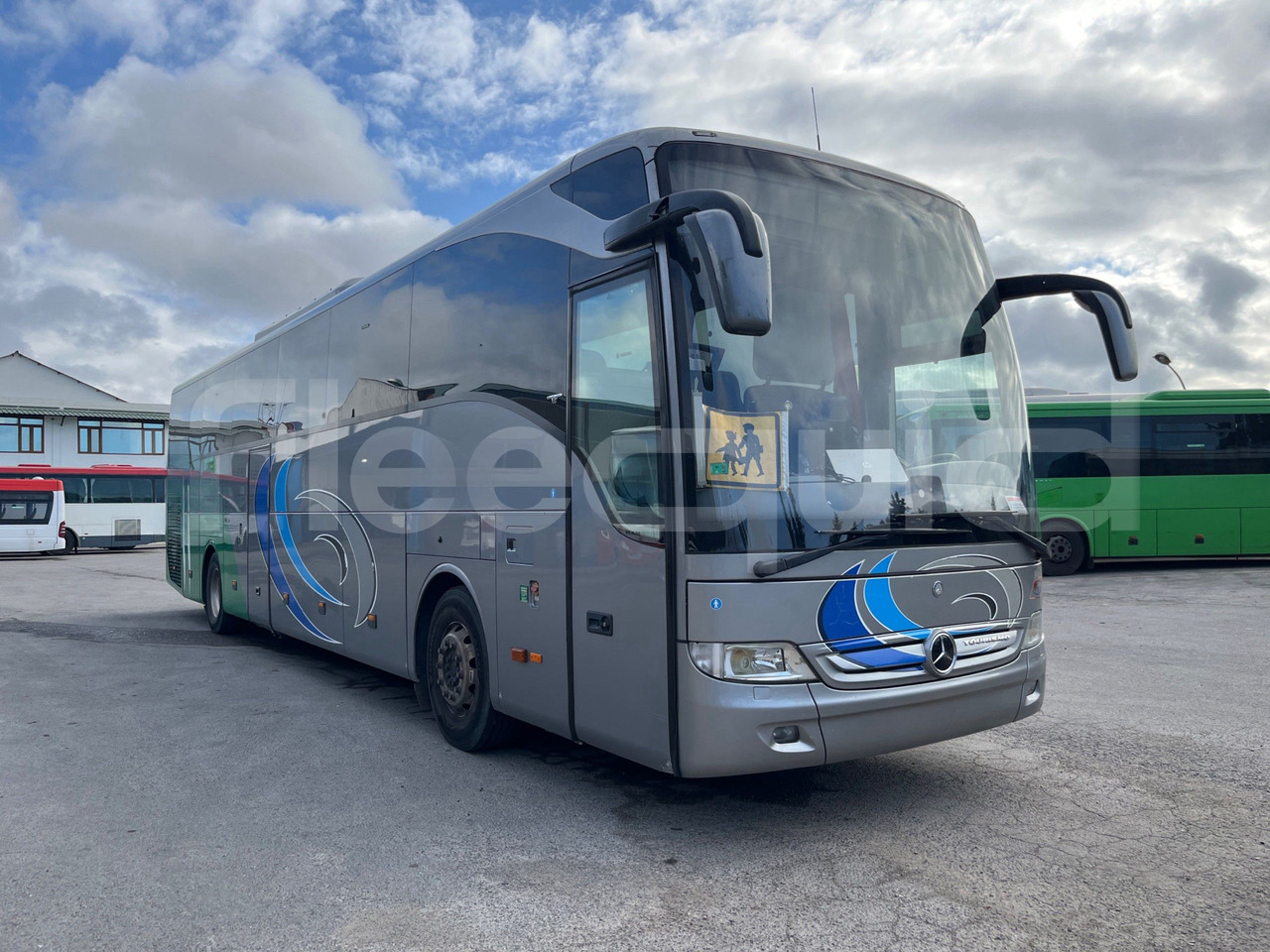 Mercedes-Benz Tourismo - 长途客车:图1 Mercedes-Benz Tourismo - 长途客车:图1