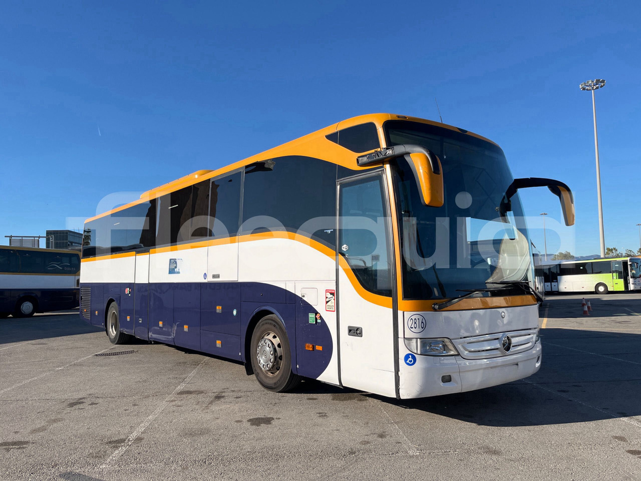 Mercedes-Benz Tourismo - 长途客车:图1 Mercedes-Benz Tourismo - 长途客车:图1