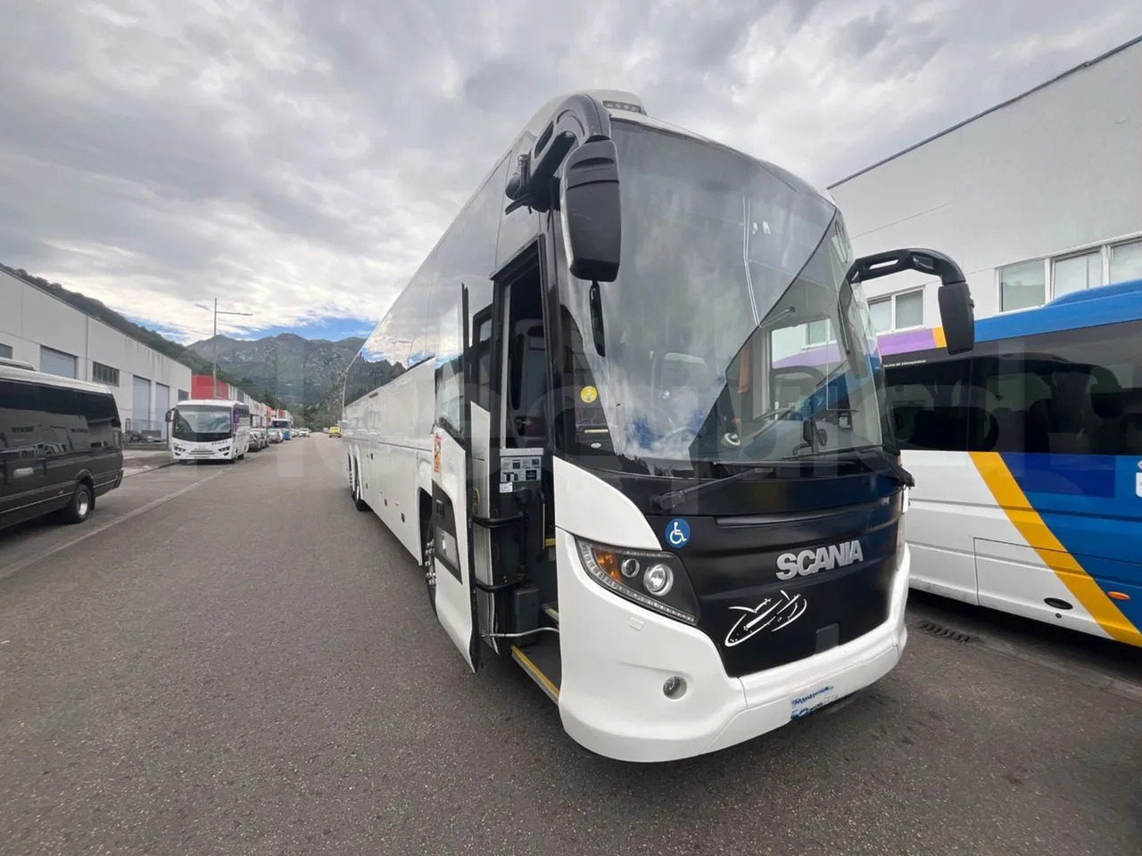 Scania Touring HD - 长途客车:图1 Scania Touring HD - 长途客车:图1