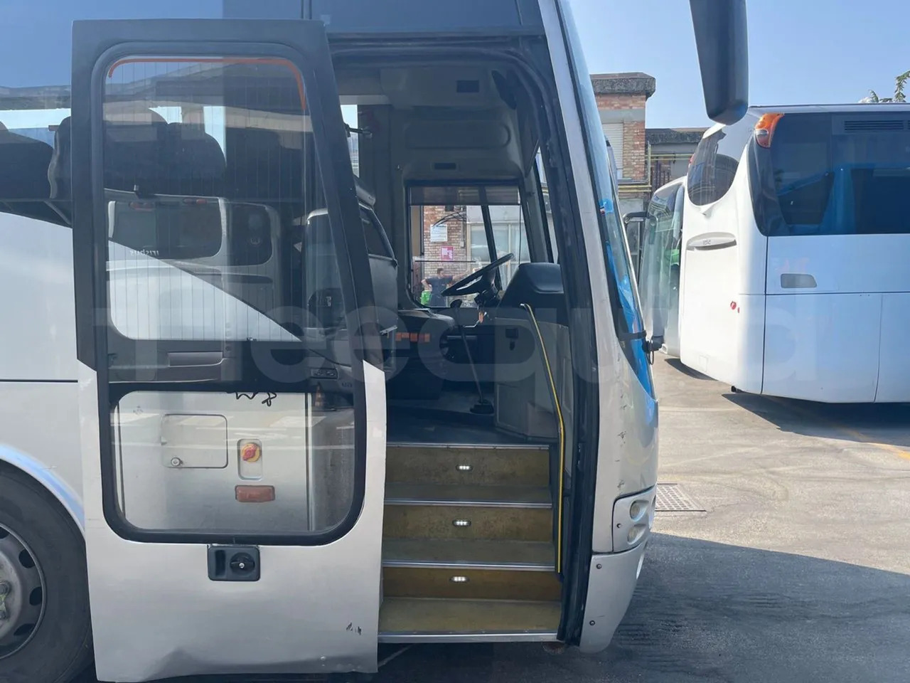 郊区巴士 Temsa Safari：图13