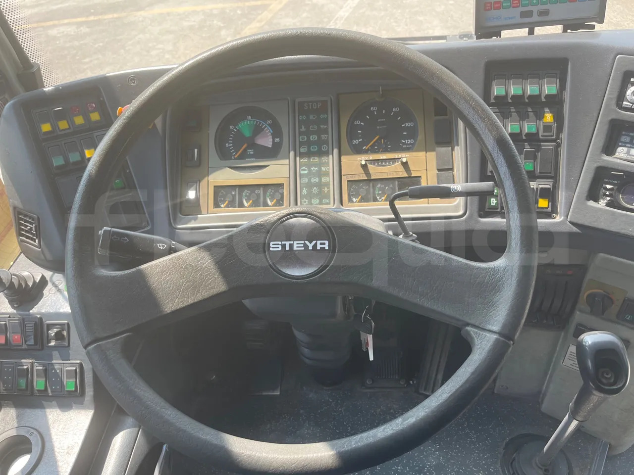 Temsa Safari 租赁 Temsa Safari:图20 Temsa Safari 租赁 Temsa Safari:图20