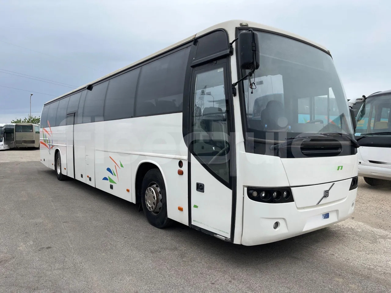 Volvo B12 - 长途客车:图1 Volvo B12 - 长途客车:图1