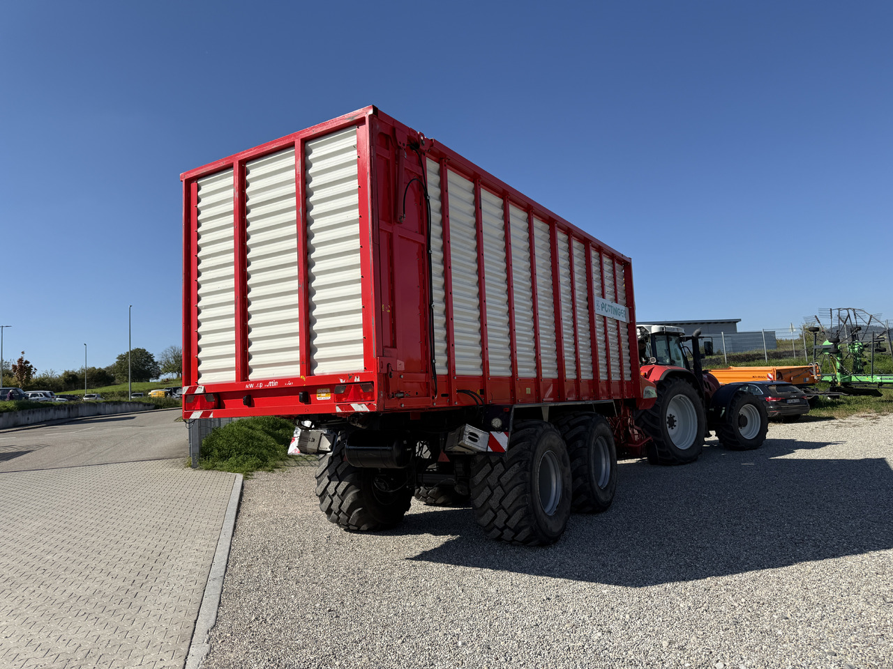 PÖTTINGER Jumbo 6600 L - 联合收割装置拖车:图2 PÖTTINGER Jumbo 6600 L - 联合收割装置拖车:图2