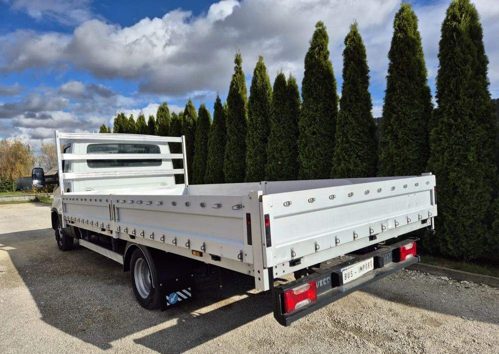 Iveco 35C15 3.0 - 平板货车:图3 Iveco 35C15 3.0 - 平板货车:图3