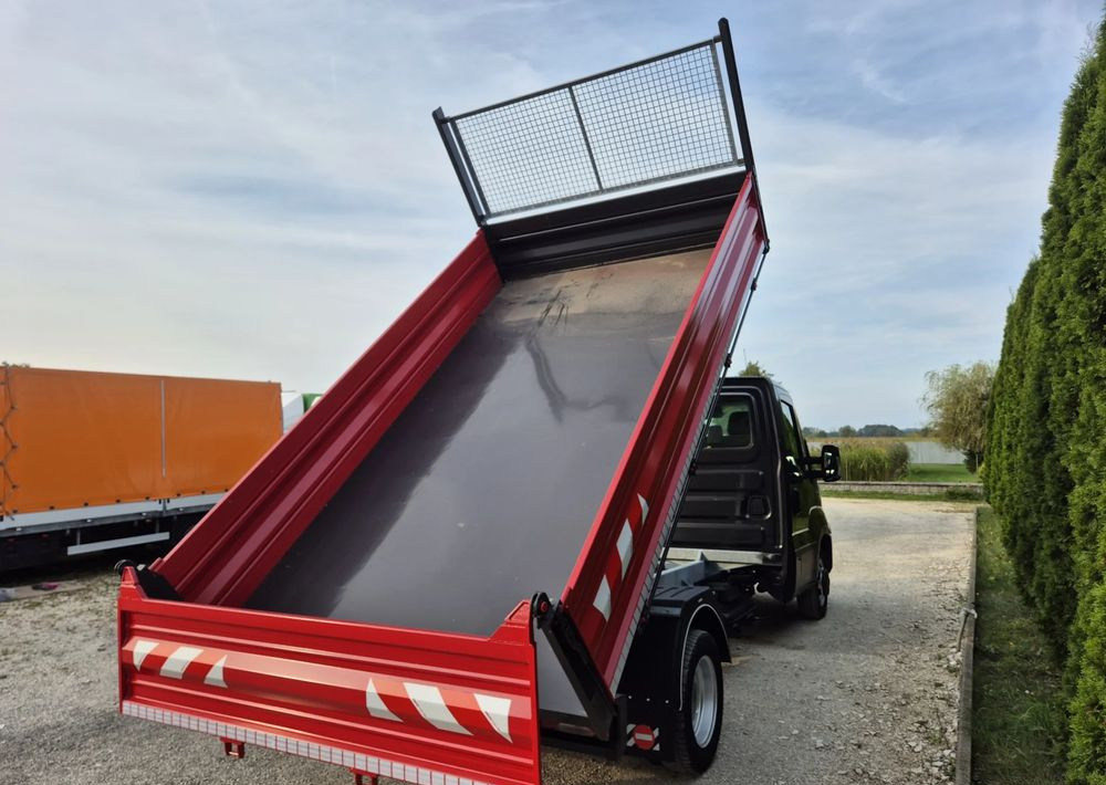 Iveco 35C18 3.0 180KM - 翻斗货车:图3 Iveco 35C18 3.0 180KM - 翻斗货车:图3