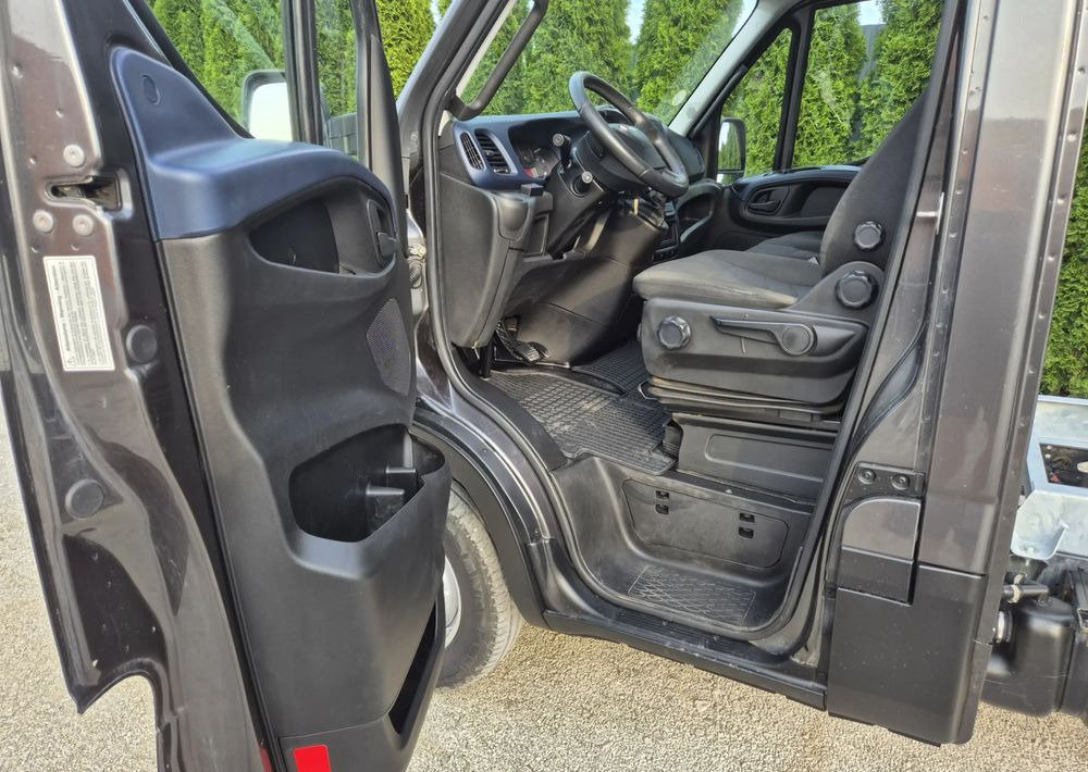 Iveco 35C18 3.0 180KM - 翻斗货车:图5 Iveco 35C18 3.0 180KM - 翻斗货车:图5