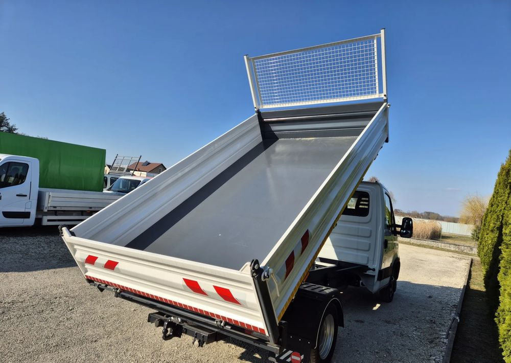 Iveco 35c15 3.0 150KM - 翻斗货车:图4 Iveco 35c15 3.0 150KM - 翻斗货车:图4