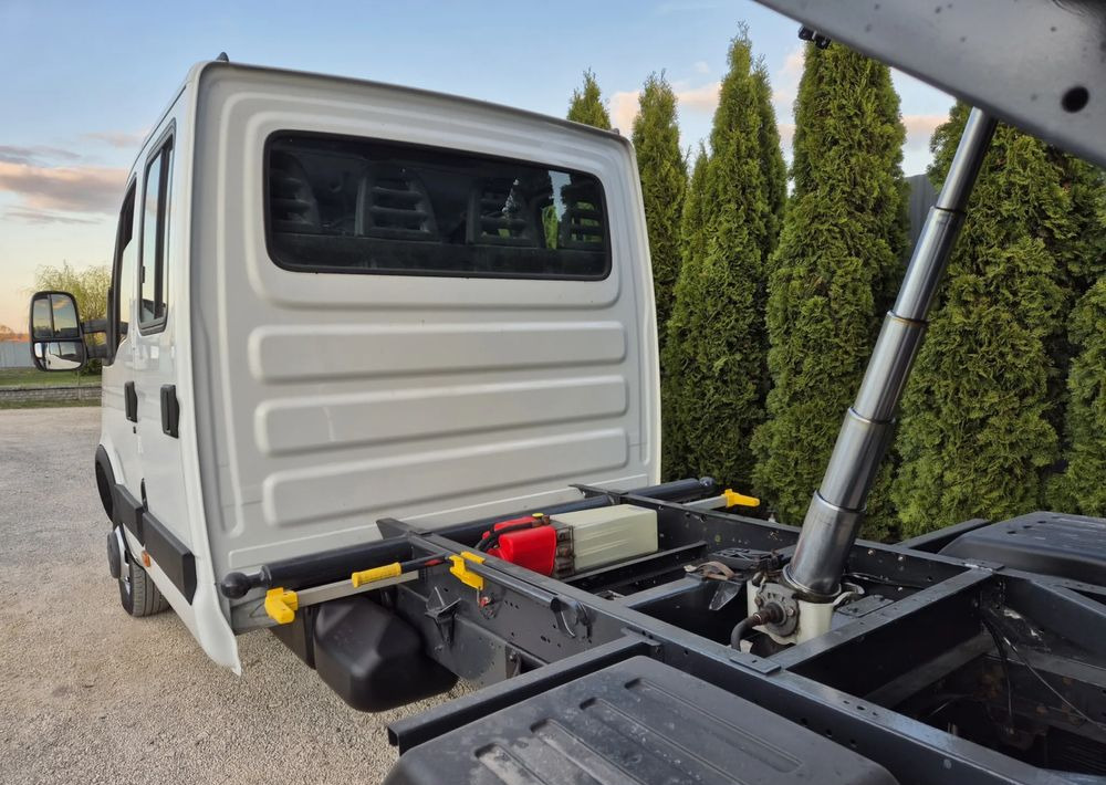 Iveco 50c15 3.0 150KM Brygadówka - 翻斗货车:图4 Iveco 50c15 3.0 150KM Brygadówka - 翻斗货车:图4