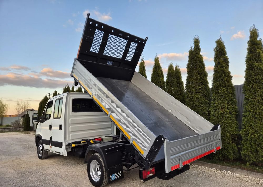 Iveco 50c15 3.0 150KM Brygadówka - 翻斗货车:图3 Iveco 50c15 3.0 150KM Brygadówka - 翻斗货车:图3