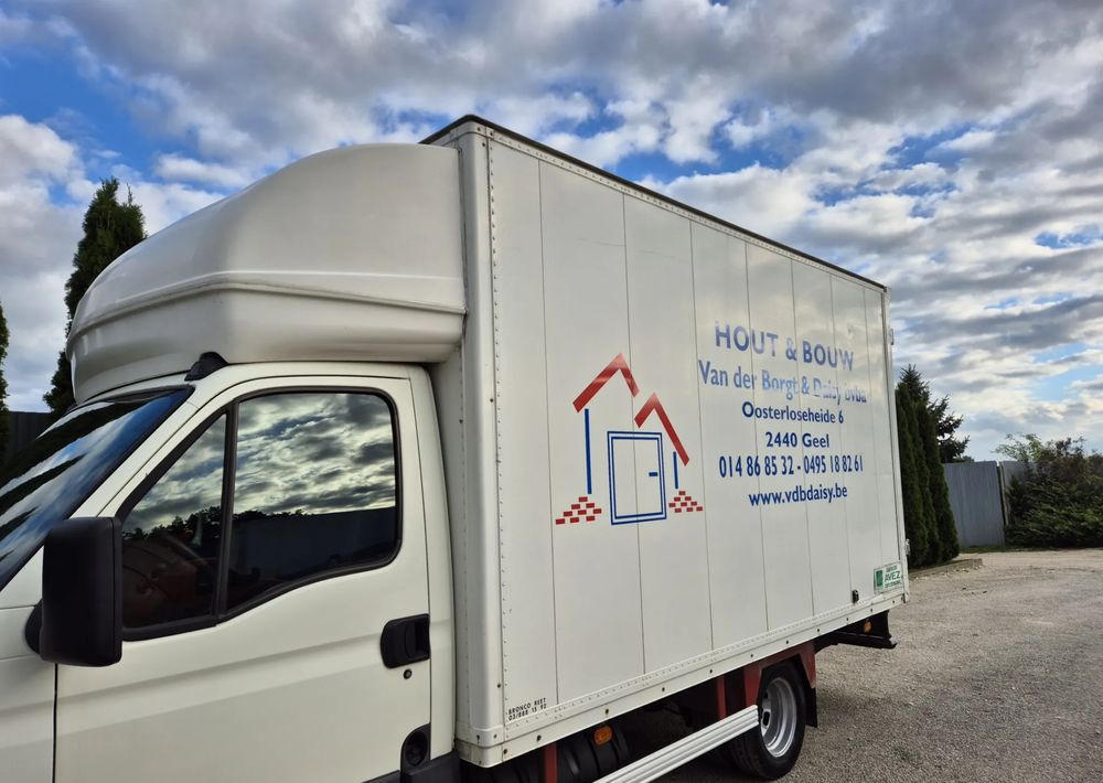 Kontener 8 palet Iveco, boczne drzwi ,stan bdb! Izoterma, Magazyn ,kurnik, garaż! - 可拆卸车身 - 厢式:图3 Kontener 8 palet Iveco, boczne drzwi ,stan bdb! Izoterma, Magazyn ,kurnik, garaż! - 可拆卸车身 - 厢式:图3