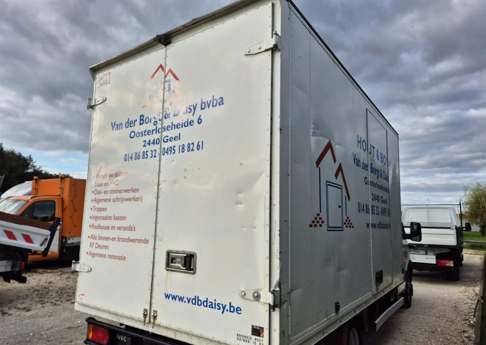 Kontener 8 palet Iveco, boczne drzwi ,stan bdb! Izoterma, Magazyn ,kurnik, garaż! - 可拆卸车身 - 厢式:图5 Kontener 8 palet Iveco, boczne drzwi ,stan bdb! Izoterma, Magazyn ,kurnik, garaż! - 可拆卸车身 - 厢式:图5