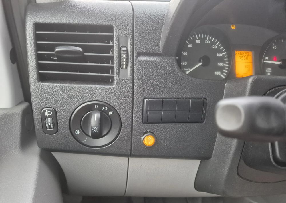 康比货车 Mercedes-Benz Sprinter 316CDI 160KM Dubel kabina：图11