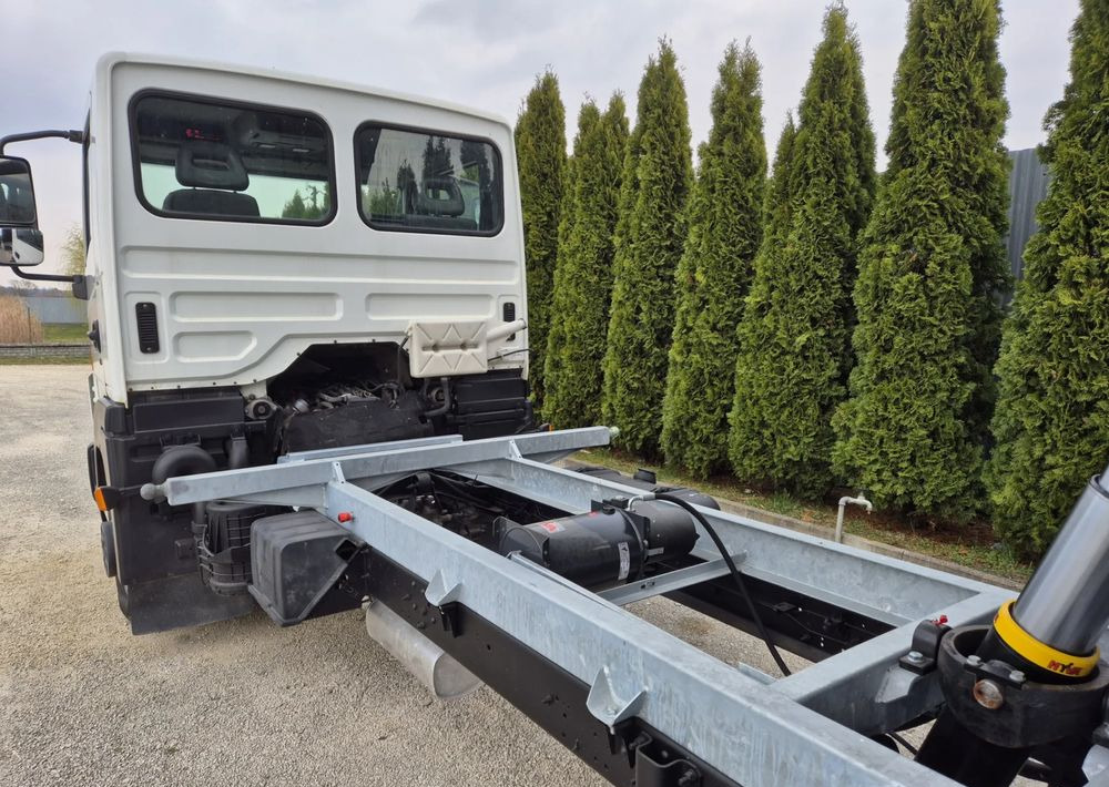 Nissan ATLEON 3.0 150KM Wywrotka 3-stronna - 翻斗货车:图5 Nissan ATLEON 3.0 150KM Wywrotka 3-stronna - 翻斗货车:图5