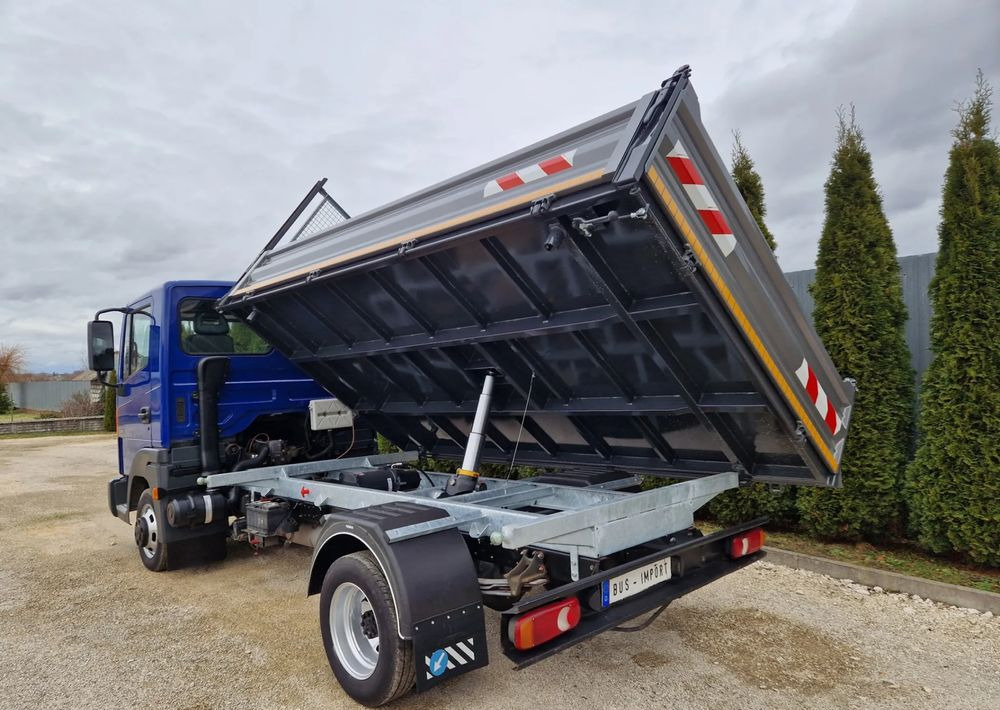 Nissan Atleon 3.0 - 翻斗货车:图4 Nissan Atleon 3.0 - 翻斗货车:图4