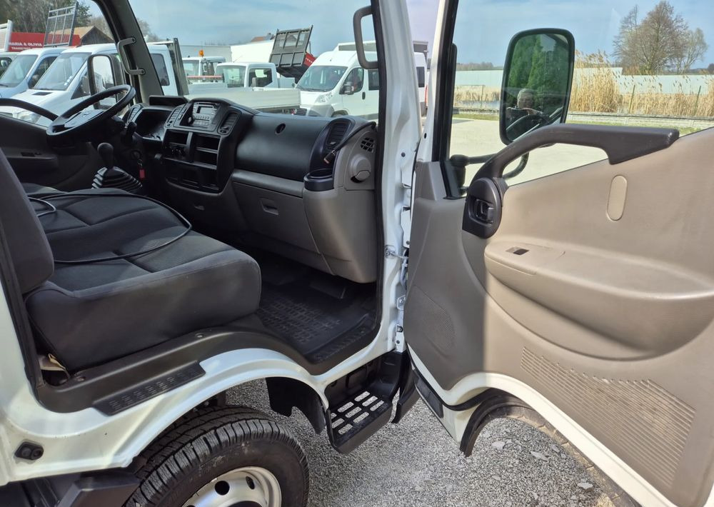 Nissan Cabstar 35.14 2.5 140KM Wywrotka, NT400 - 翻斗货车:图5 Nissan Cabstar 35.14 2.5 140KM Wywrotka, NT400 - 翻斗货车:图5