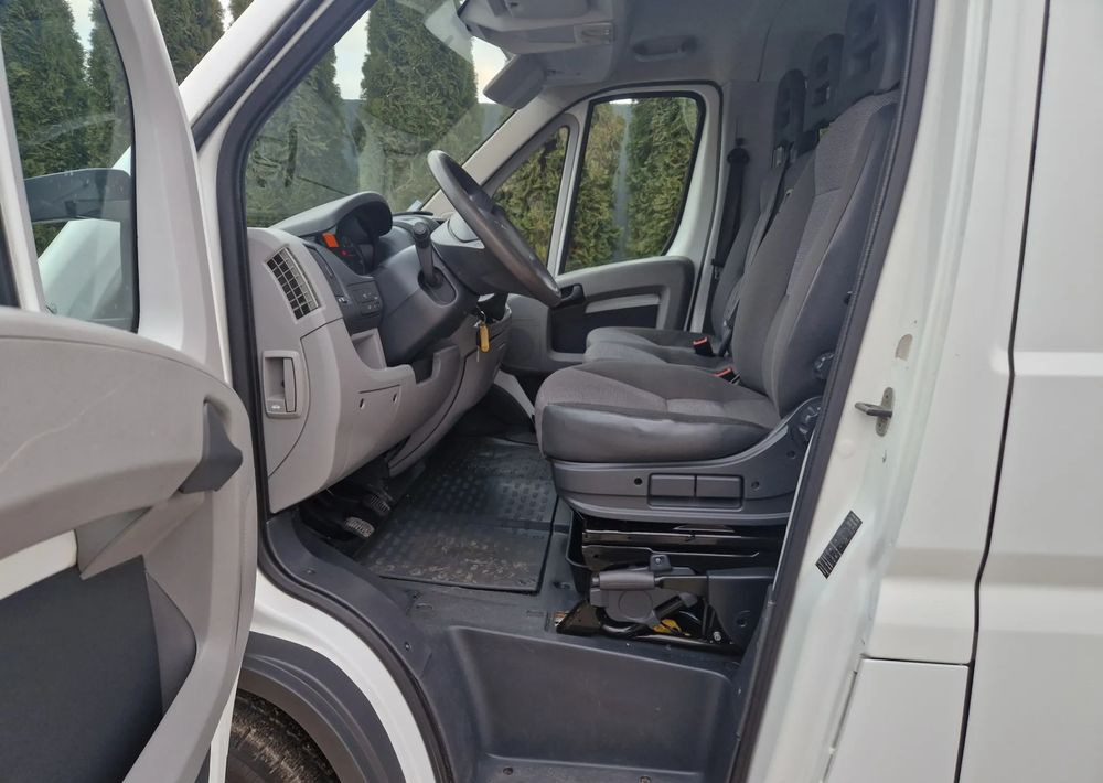 Peugeot Boxer 3.0 160KM Brygadówka - 康比货车:图5 Peugeot Boxer 3.0 160KM Brygadówka - 康比货车:图5