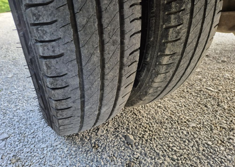 平板货车 Renault Master 2.3 Plandeka 10 palet Bliźniaki:图15 平板货车 Renault Master 2.3 Plandeka 10 palet Bliźniaki:图15