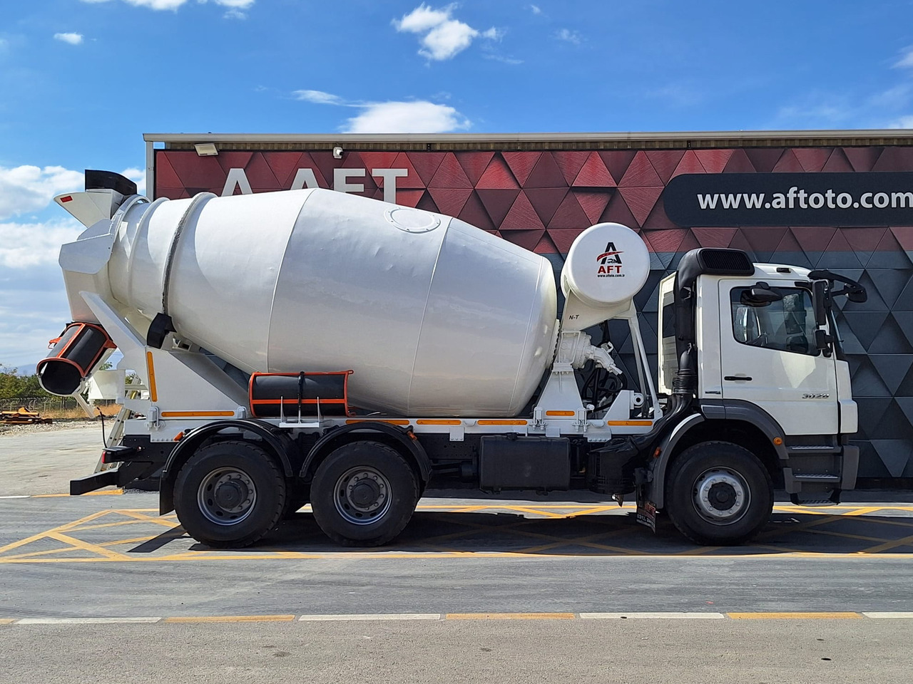 MERCEDES-BENZ AXOR 3028 - 混凝土搅拌车:图4 MERCEDES-BENZ AXOR 3028 - 混凝土搅拌车:图4