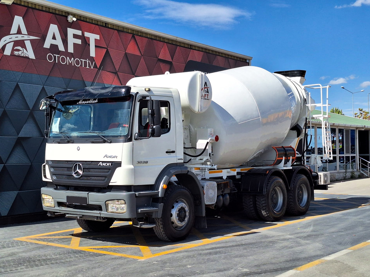 MERCEDES-BENZ AXOR 3028 - 混凝土搅拌车:图1 MERCEDES-BENZ AXOR 3028 - 混凝土搅拌车:图1
