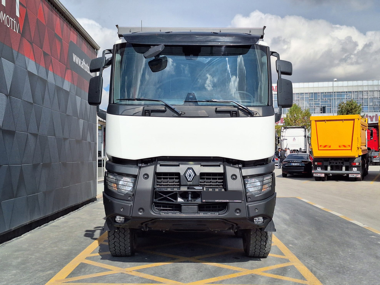 RENAULT K 520 - 翻斗车:图2 RENAULT K 520 - 翻斗车:图2