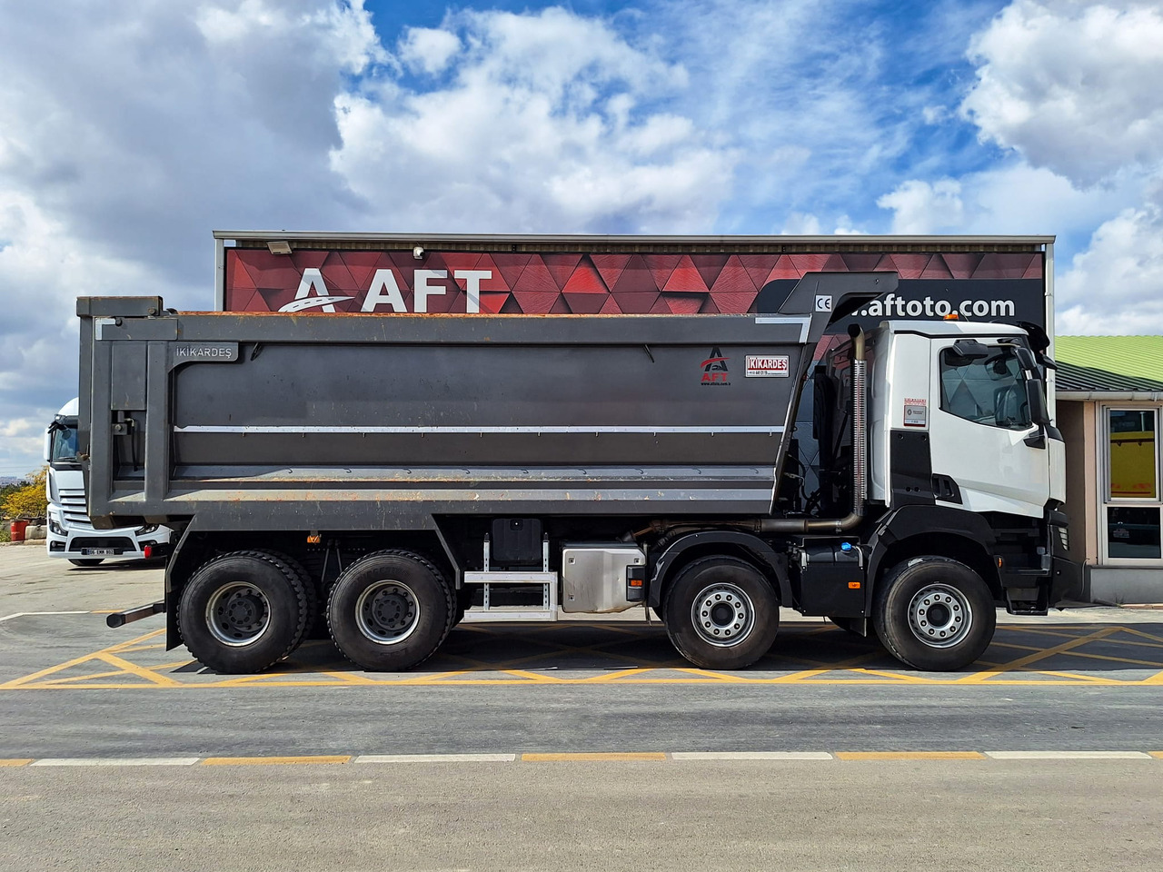 RENAULT K 520 - 翻斗车:图4 RENAULT K 520 - 翻斗车:图4
