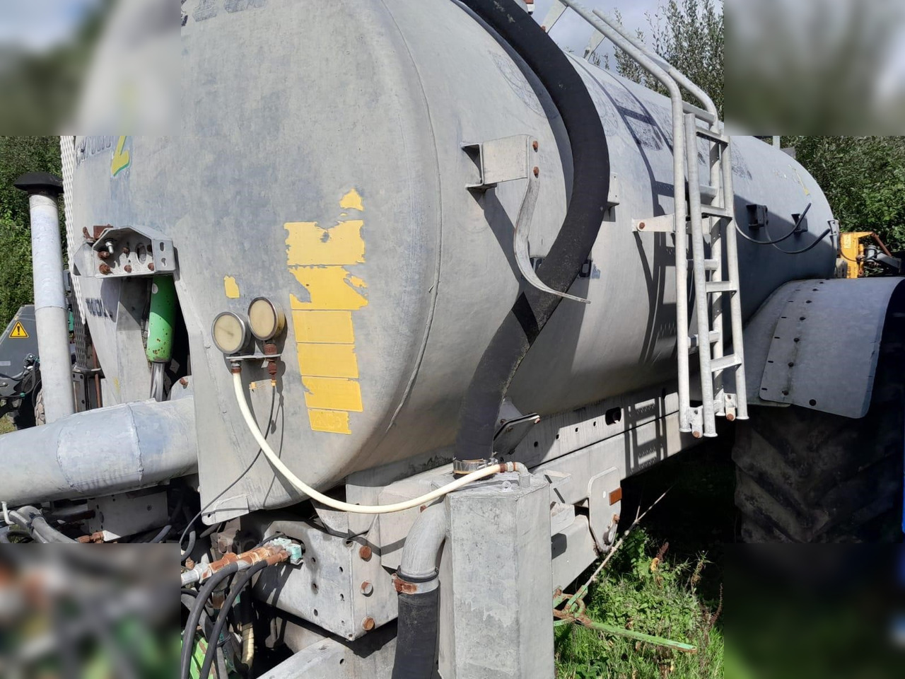 2006 JOSKIN KOMFORT 2 10000S - 浆罐车:图4 2006 JOSKIN KOMFORT 2 10000S - 浆罐车:图4