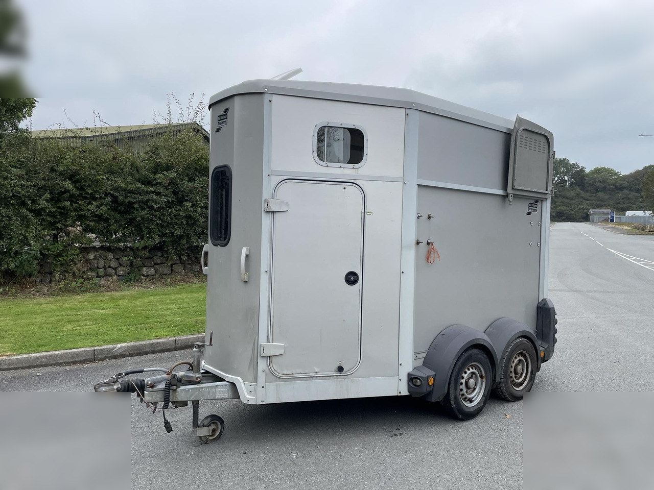 2012 IFOR WILLIAMS HB506 - 马拖车:图1 2012 IFOR WILLIAMS HB506 - 马拖车:图1