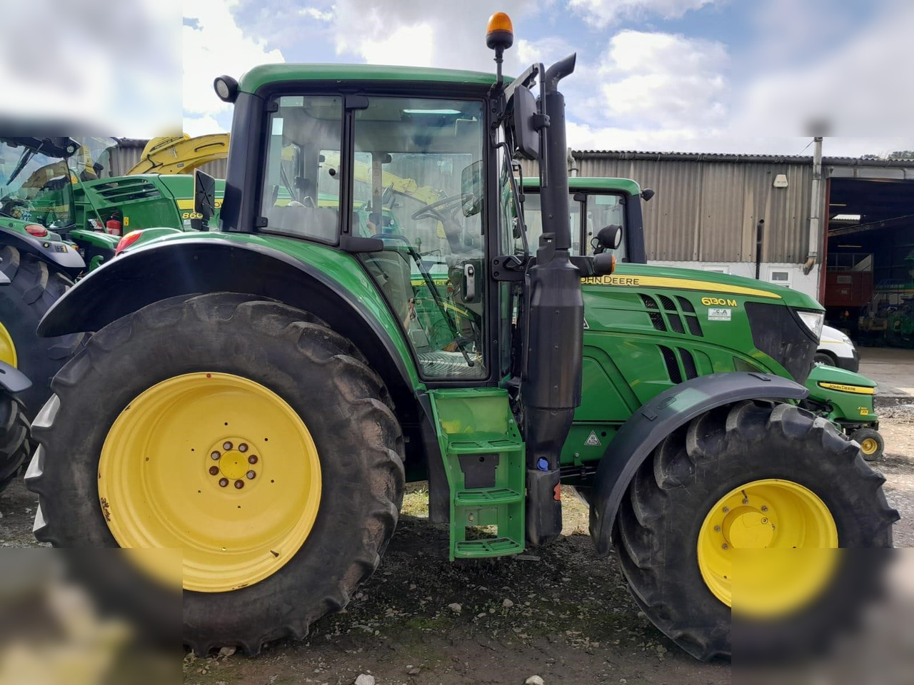 2018 JOHN DEERE 6130M - 拖拉机:图4 2018 JOHN DEERE 6130M - 拖拉机:图4