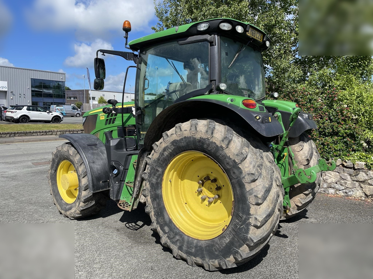 2019 JOHN DEERE 6155R - 拖拉机:图5 2019 JOHN DEERE 6155R - 拖拉机:图5