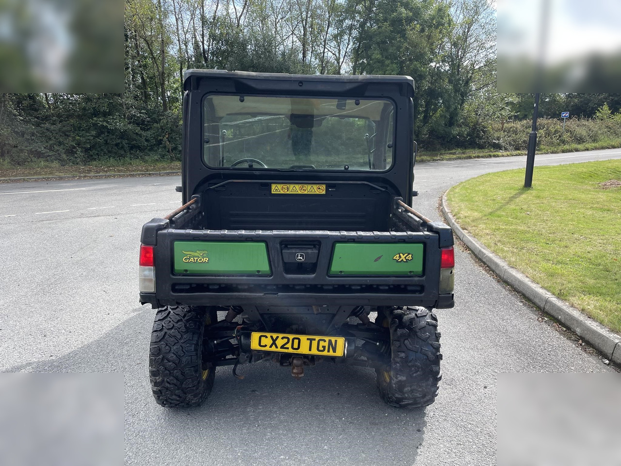 2020 JOHN DEERE GATOR XUV 865M - 市政/ 专用车辆:图4 2020 JOHN DEERE GATOR XUV 865M - 市政/ 专用车辆:图4