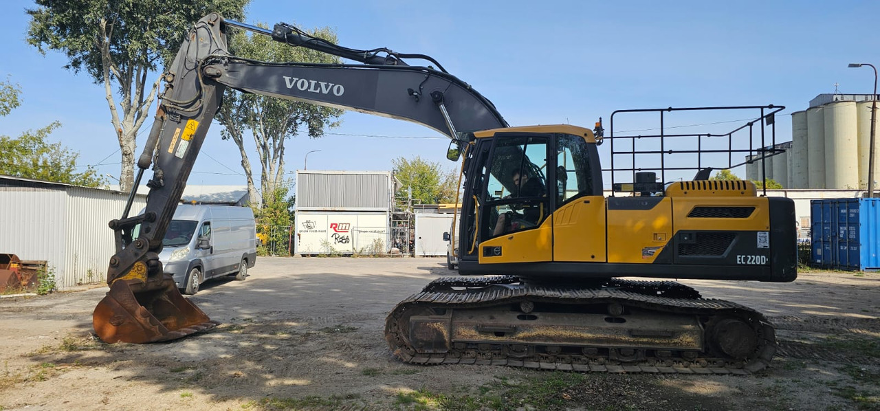 VOLVO EC220DL - 履带式挖掘机:图2 VOLVO EC220DL - 履带式挖掘机:图2