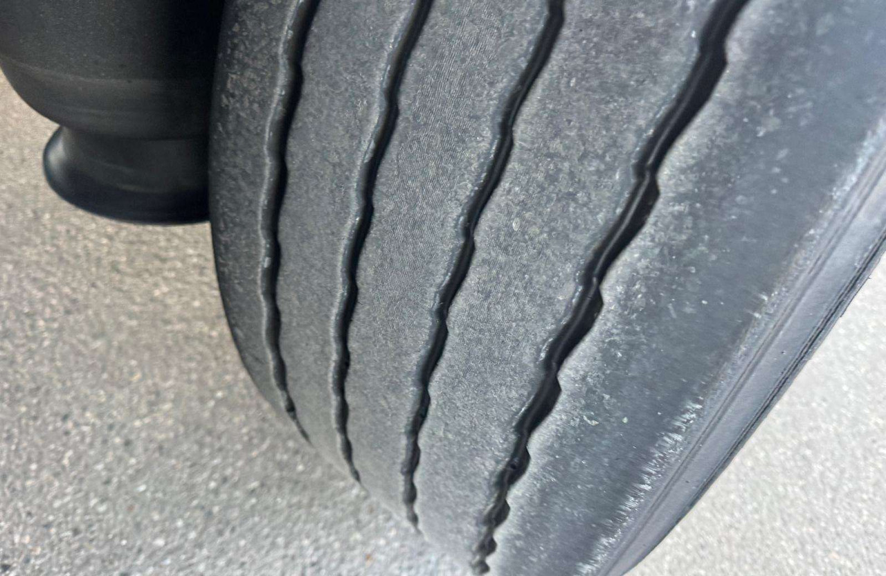 Krone Standart - 封闭厢式半拖车:图2 Krone Standart - 封闭厢式半拖车:图2