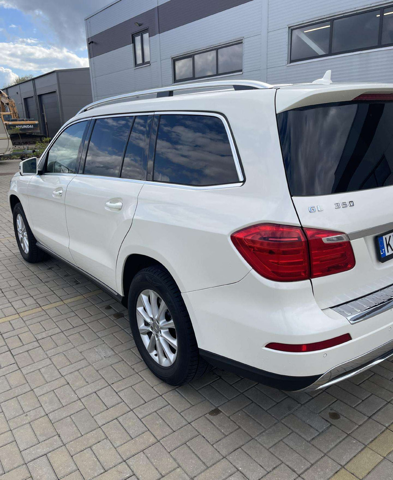 Mercedes-Benz GL350 - 越野车:图4 Mercedes-Benz GL350 - 越野车:图4