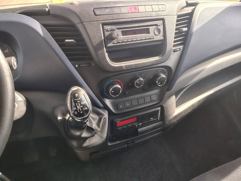 Iveco Daily 35C180 租赁 Iveco Daily 35C180:图20 Iveco Daily 35C180 租赁 Iveco Daily 35C180:图20