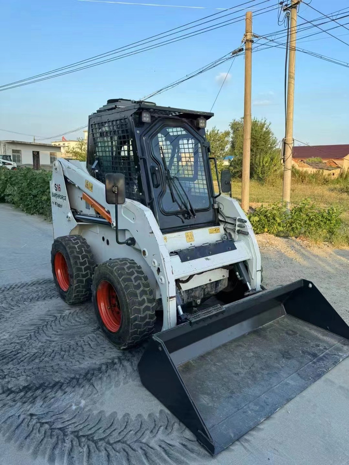 BOBCAT skid steer loader S16 - 滑移装载机:图2 BOBCAT skid steer loader S16 - 滑移装载机:图2