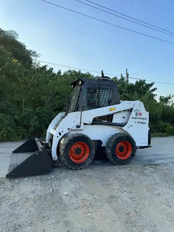 BOBCAT skid steer loader S16 - 滑移装载机:图1 BOBCAT skid steer loader S16 - 滑移装载机:图1