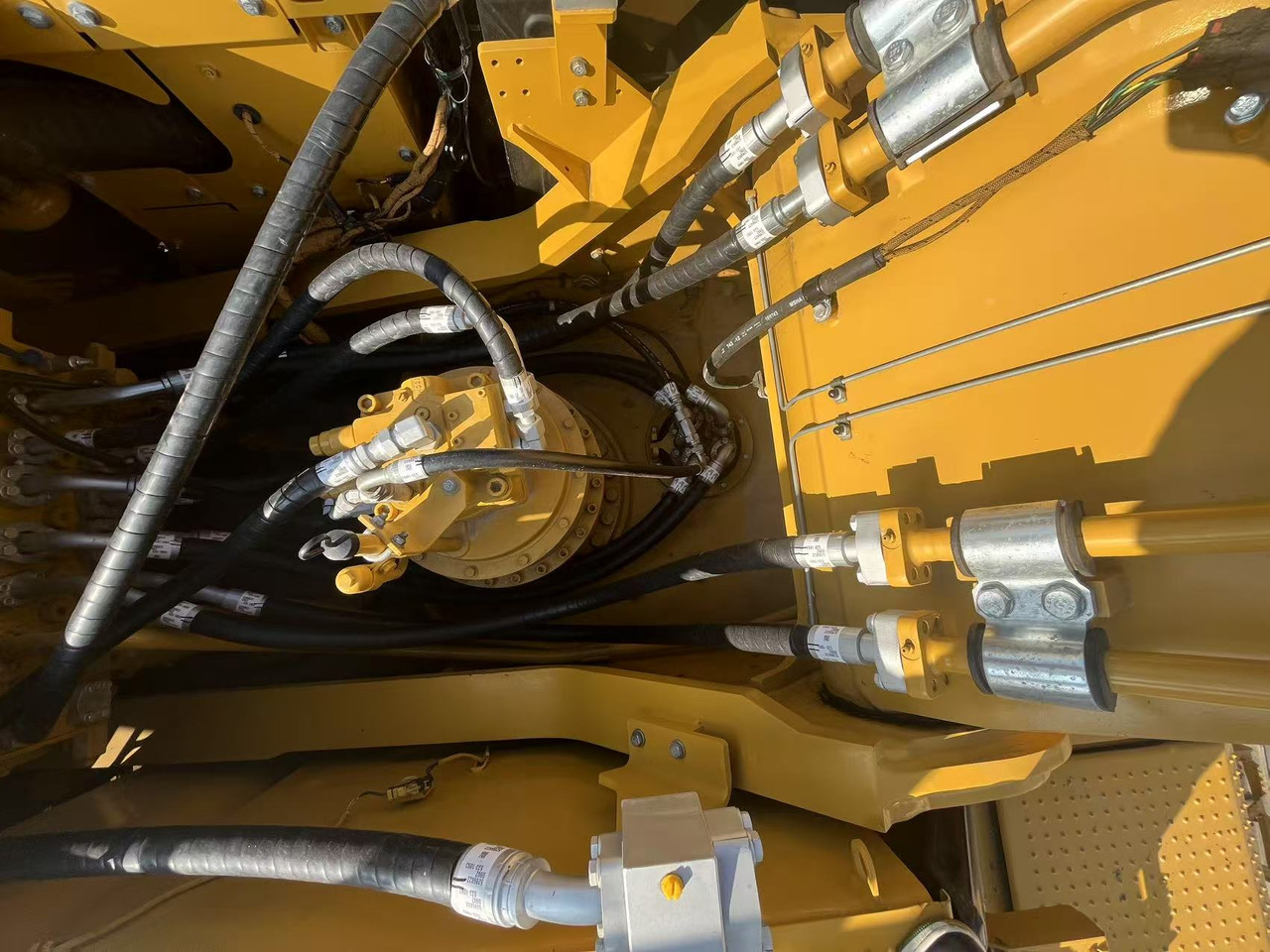 履带式挖掘机 CATERPILLAR 336GC：图6