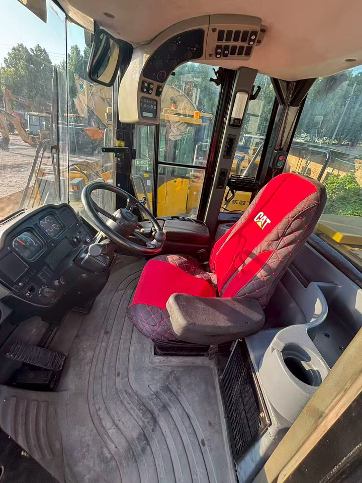CATERPILLAR 966h High-configuration US version loader - 轮式装载机:图3 CATERPILLAR 966h High-configuration US version loader - 轮式装载机:图3