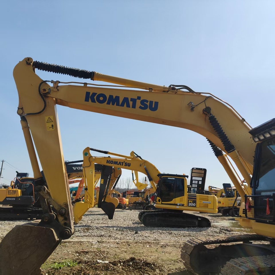 KOMATSU pc200 hot sale - 履带式挖掘机:图3 KOMATSU pc200 hot sale - 履带式挖掘机:图3