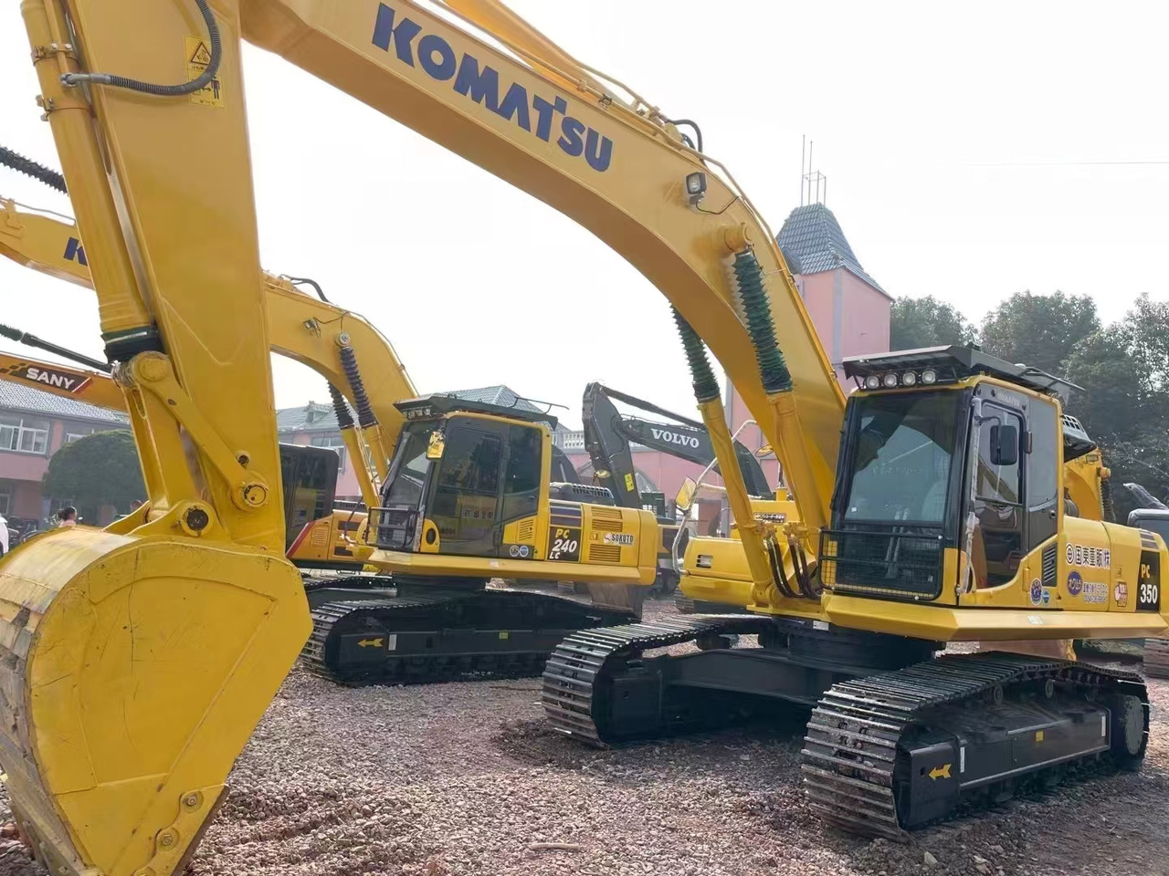 KOMATSU pc350-8 - 履带式挖掘机:图4 KOMATSU pc350-8 - 履带式挖掘机:图4