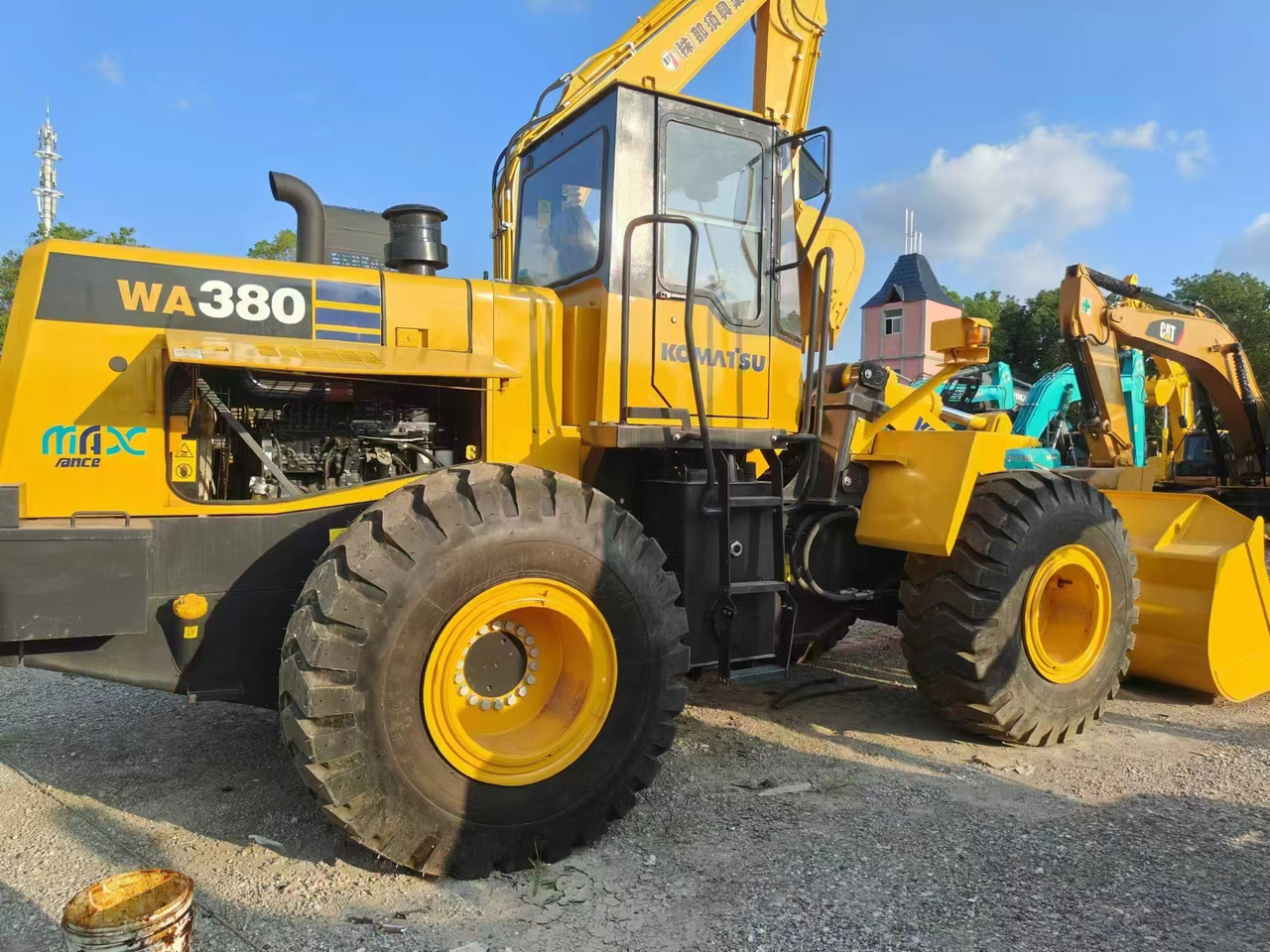 KOMATSU wa380 Low hours, direct supply from the source, lower prices - 轮式装载机:图1 KOMATSU wa380 Low hours, direct supply from the source, lower prices - 轮式装载机:图1