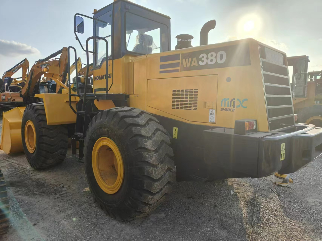 KOMATSU wa380 Low hours, direct supply from the source, lower prices - 轮式装载机:图3 KOMATSU wa380 Low hours, direct supply from the source, lower prices - 轮式装载机:图3
