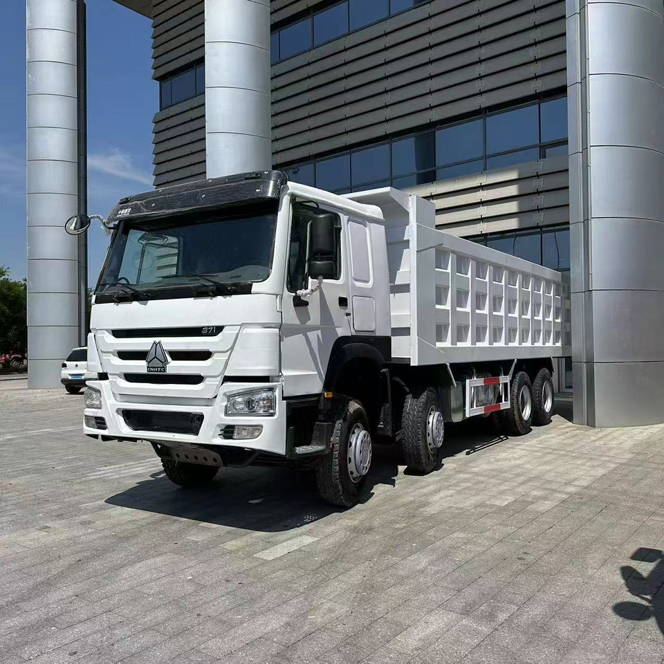 SINOTRUK howo 371 8x4 dump truck - 自卸车:图1 SINOTRUK howo 371 8x4 dump truck - 自卸车:图1