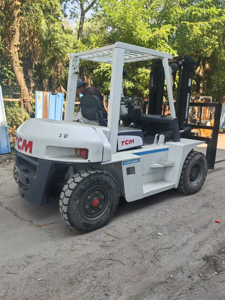 TCM FD50 Japan brand used 5 ton diesel forklift Customizable mast clamps - 柴油叉车:图4 TCM FD50 Japan brand used 5 ton diesel forklift Customizable mast clamps - 柴油叉车:图4