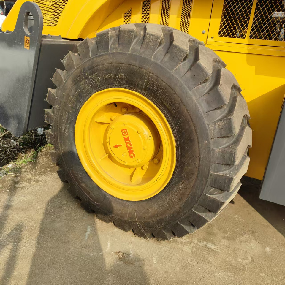 XCMG XS223J used road roller low hours factory price - 压路机:图5 XCMG XS223J used road roller low hours factory price - 压路机:图5