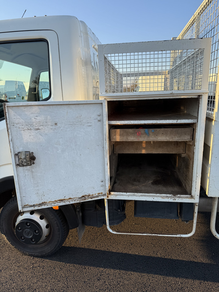 NISSAN CABSTAR 35.11 - 翻斗货车:图5 NISSAN CABSTAR 35.11 - 翻斗货车:图5