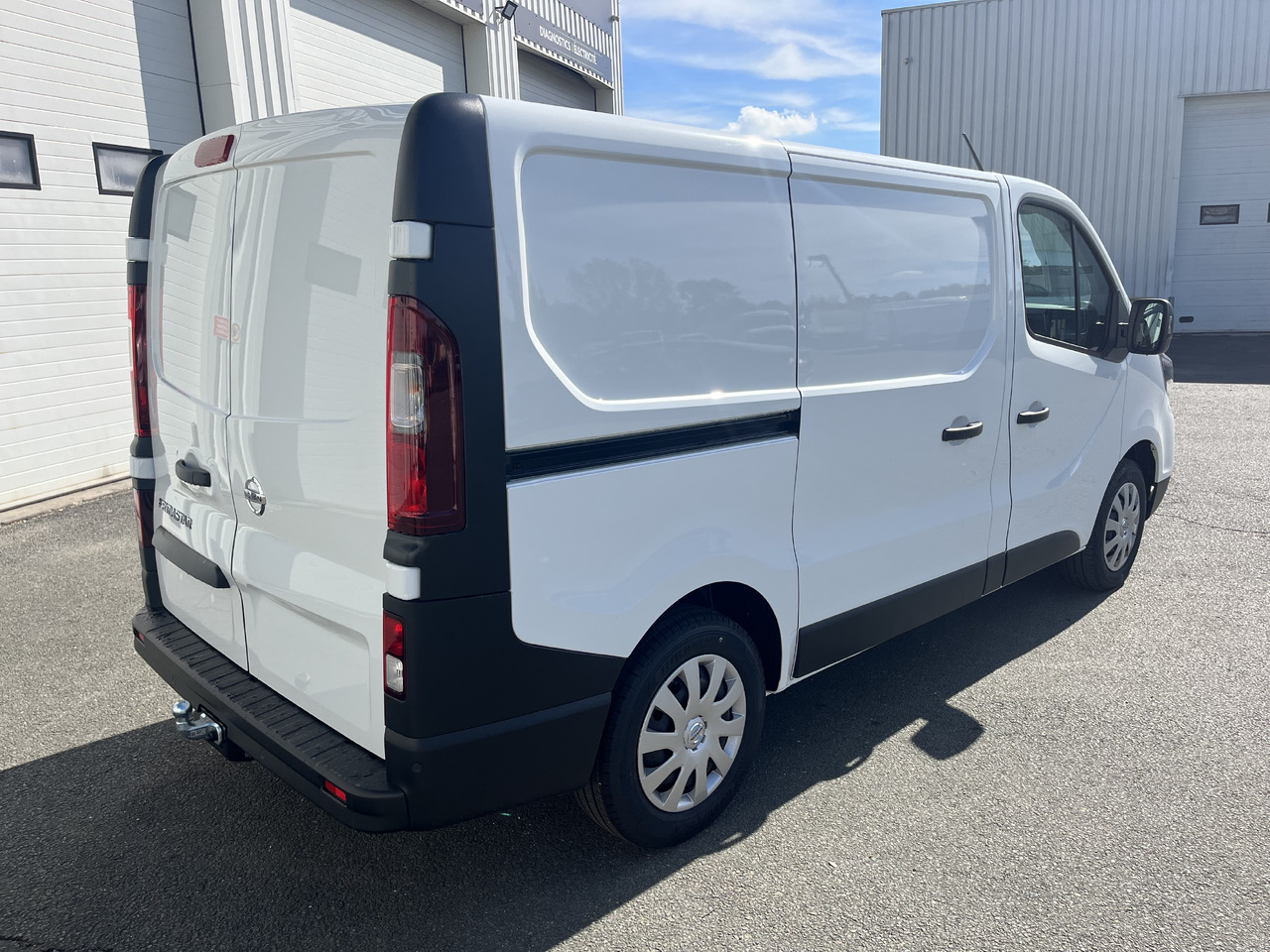 NISSAN Primastar NV300 2.0DCI130 Acenta L1H1 - 无侧窗厢式货车:图4 NISSAN Primastar NV300 2.0DCI130 Acenta L1H1 - 无侧窗厢式货车:图4