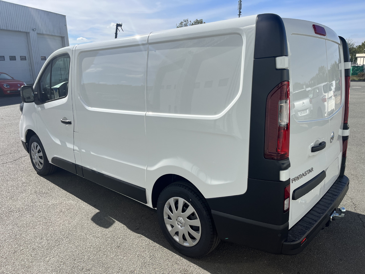 NISSAN Primastar NV300 2.0DCI130 Acenta L1H1 - 无侧窗厢式货车:图3 NISSAN Primastar NV300 2.0DCI130 Acenta L1H1 - 无侧窗厢式货车:图3