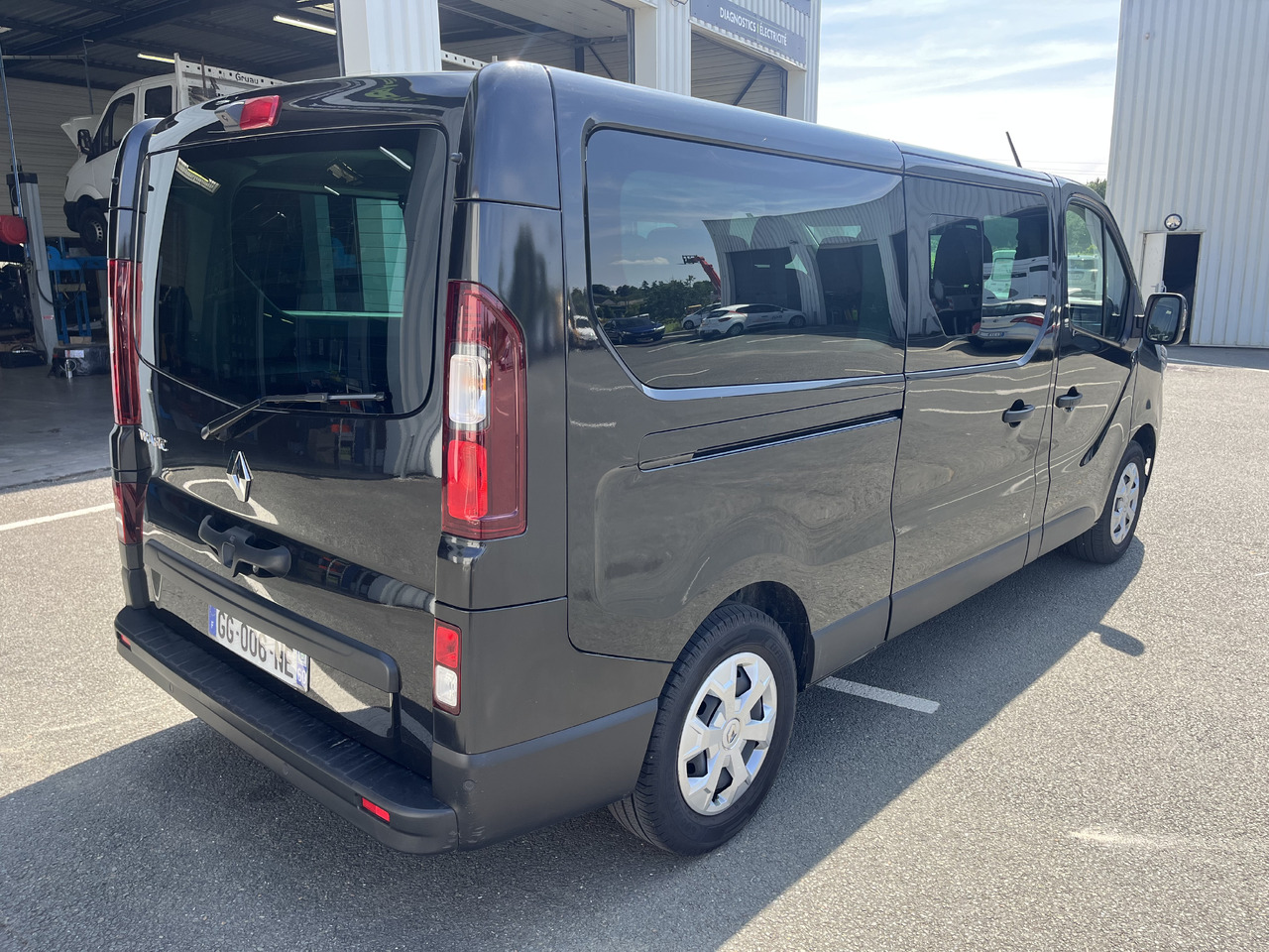 RENAULT TRAFIC 2.0DCI150 L2H1 - 小型巴士, 小型客车:图4 RENAULT TRAFIC 2.0DCI150 L2H1 - 小型巴士, 小型客车:图4