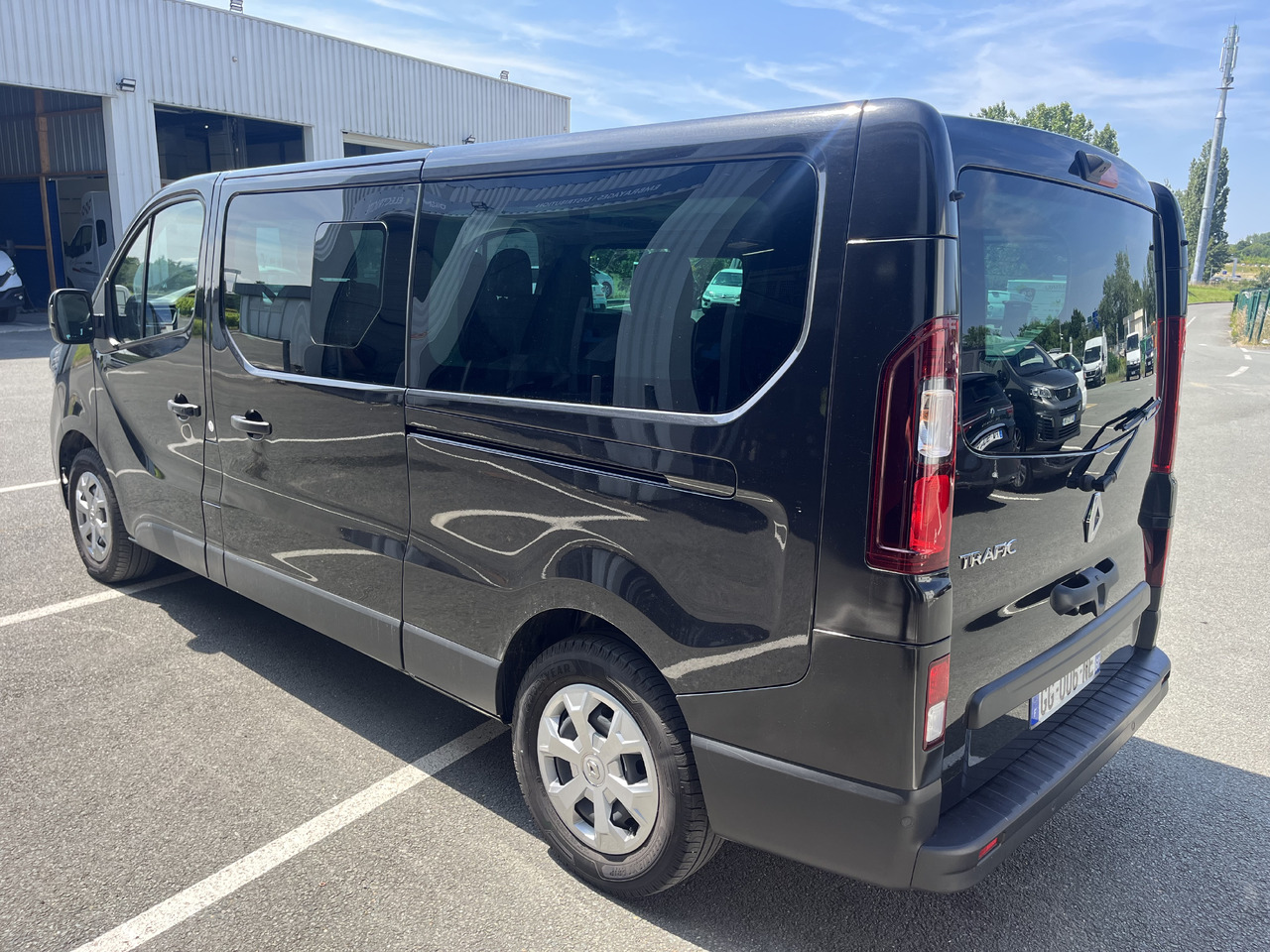 RENAULT TRAFIC 2.0DCI150 L2H1 - 小型巴士, 小型客车:图3 RENAULT TRAFIC 2.0DCI150 L2H1 - 小型巴士, 小型客车:图3